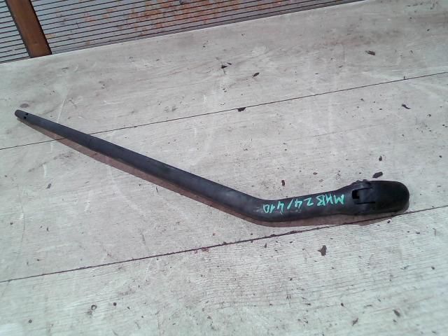 bontott FIAT PUNTO I Hátsó Ablaktörlő Kar