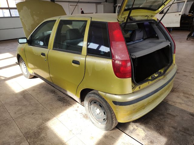 bontott FIAT PUNTO I Jobb B Oszlop Burkolat