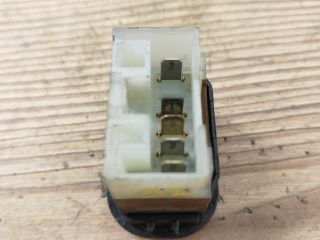 bontott FIAT PUNTO I Jobb első Ablakemelő Kapcsoló