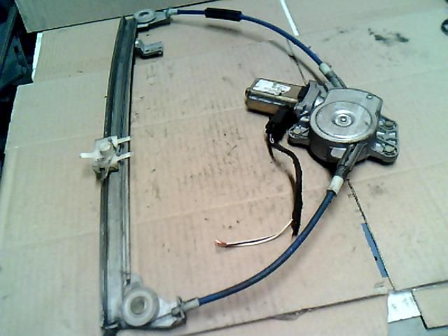 bontott FIAT PUNTO I Jobb első Ablakemelő Szerkezet (Elektromos)