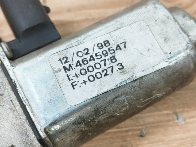 bontott FIAT PUNTO I Jobb első Ablakemelő Szerkezet (Elektromos)