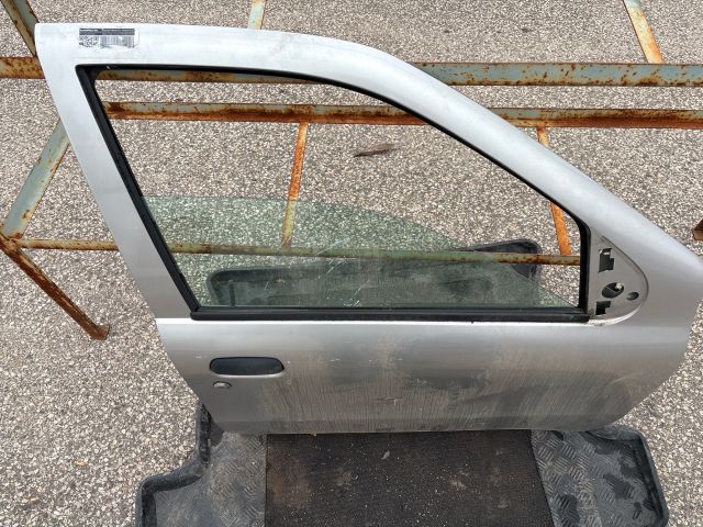 bontott FIAT PUNTO I Jobb első Ajtó (Üres lemez)