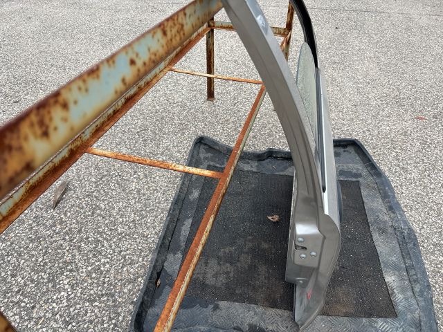 bontott FIAT PUNTO I Jobb első Ajtó (Üres lemez)