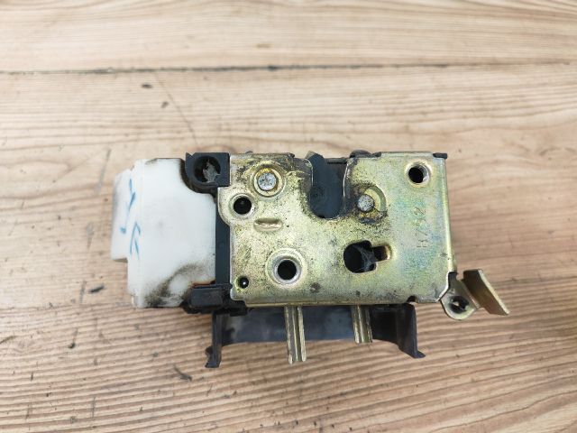 bontott FIAT PUNTO I Jobb első Ajtózár