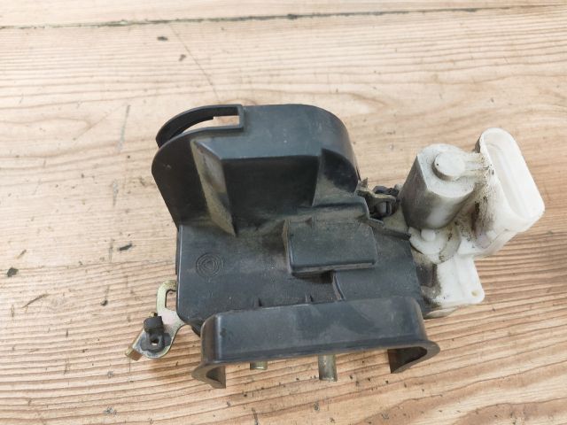 bontott FIAT PUNTO I Jobb első Ajtózár