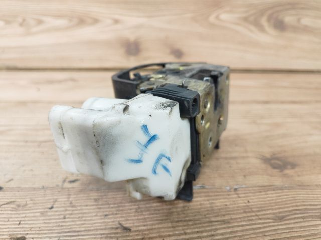 bontott FIAT PUNTO I Jobb első Ajtózár