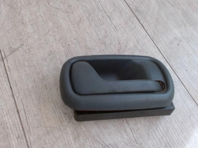 bontott FIAT PUNTO I Jobb első Belső Kilincs