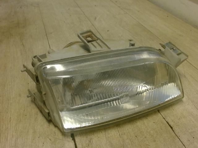 bontott FIAT PUNTO I Jobb Fényszóró