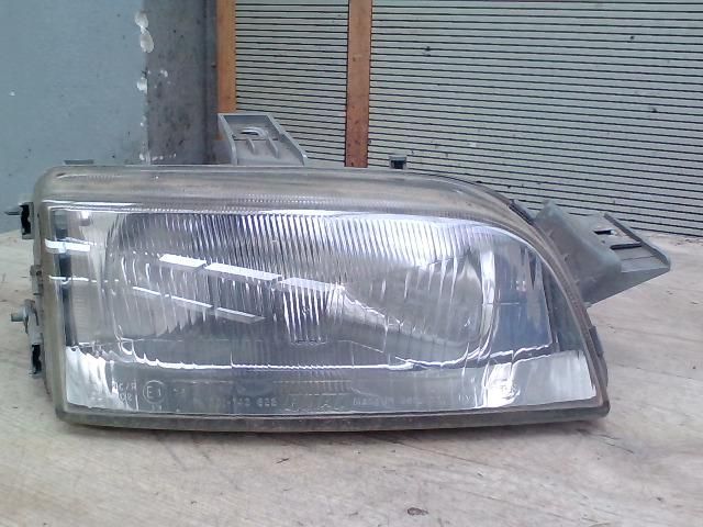 bontott FIAT PUNTO I Jobb Fényszóró