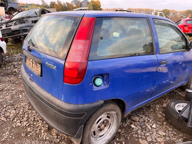 bontott FIAT PUNTO I Jobb hátsó Ablak