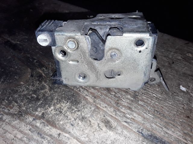 bontott FIAT PUNTO I Jobb hátsó Ajtózár