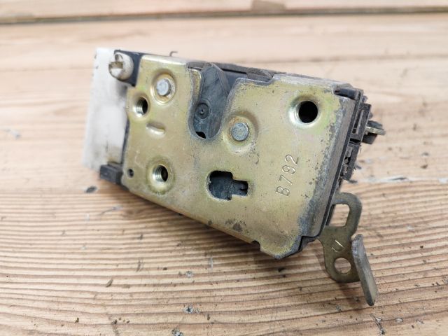 bontott FIAT PUNTO I Jobb hátsó Ajtózár