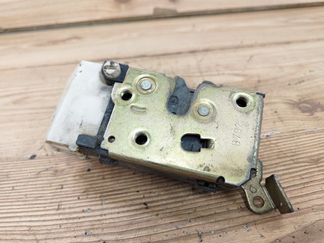 bontott FIAT PUNTO I Jobb hátsó Ajtózár