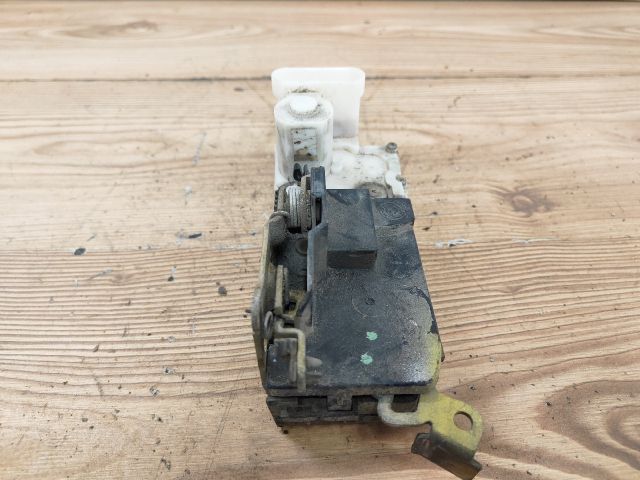 bontott FIAT PUNTO I Jobb hátsó Ajtózár