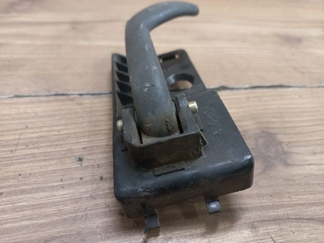 bontott FIAT PUNTO I Jobb hátsó Belső Kilincs