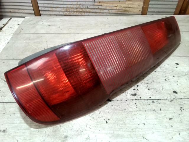 bontott FIAT PUNTO I Jobb Hátsó Lámpa