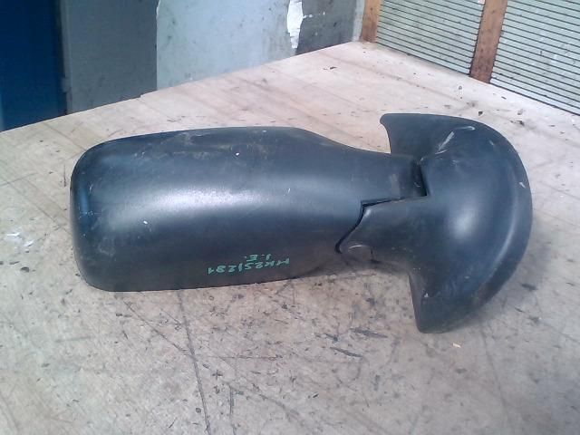 bontott FIAT PUNTO I Jobb Visszapillantó Tükör (Mechanikus)