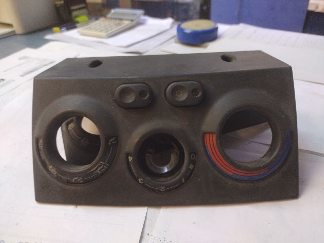 bontott FIAT PUNTO I Klíma Kapcsoló