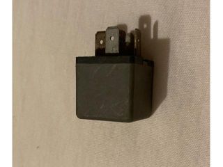 bontott FIAT PUNTO I Relé