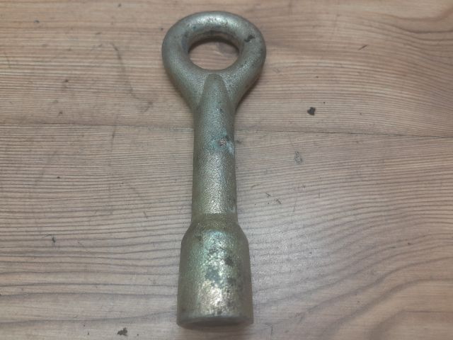 bontott FIAT PUNTO I Vonószem