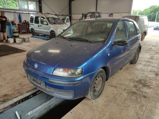 bontott FIAT PUNTO II Bal első Csonkállvány Kerékaggyal