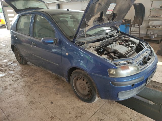 bontott FIAT PUNTO II Bal első Csonkállvány Kerékaggyal