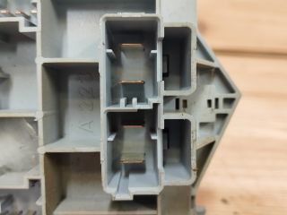 bontott FIAT PUNTO II Biztosítéktábla Motortér