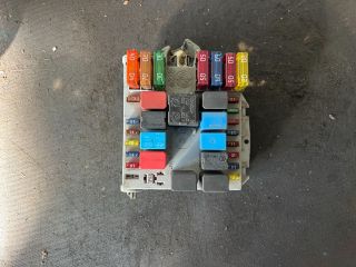 bontott FIAT PUNTO II Biztosítéktábla Motortér