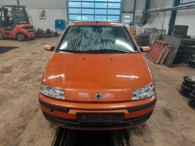 bontott FIAT PUNTO II Biztosítéktábla Motortér