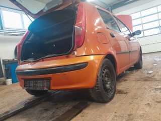 bontott FIAT PUNTO II Biztosítéktábla Motortér