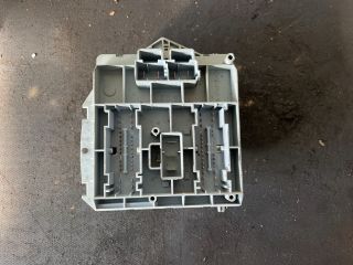 bontott FIAT PUNTO II Biztosítéktábla Motortér