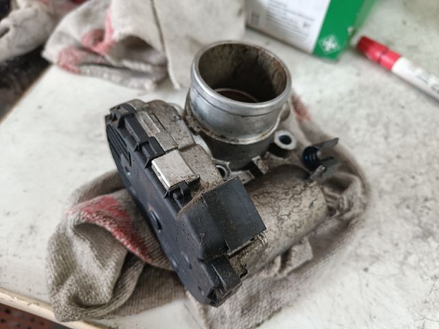 bontott FIAT PUNTO II Fojtószelep (Elektromos)