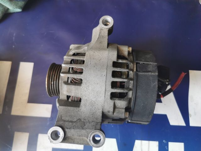 bontott FIAT PUNTO II Generátor