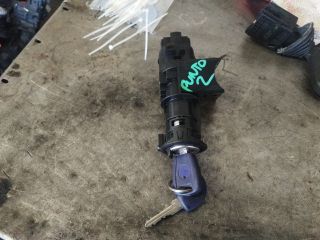 bontott FIAT PUNTO II Gyújtáskapcsoló Házzal