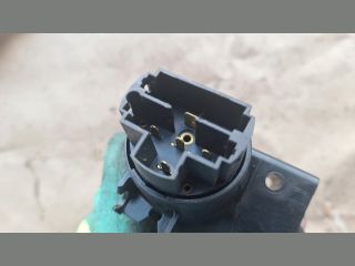 bontott FIAT PUNTO II Gyújtáskapcsoló Házzal