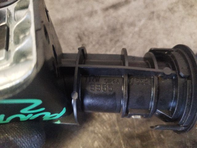 bontott FIAT PUNTO II Gyújtáskapcsoló Házzal