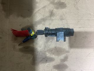 bontott FIAT PUNTO II Gyújtáskapcsoló Házzal