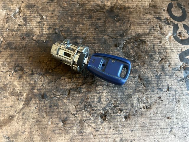 bontott FIAT PUNTO II Gyújtáskapcsoló