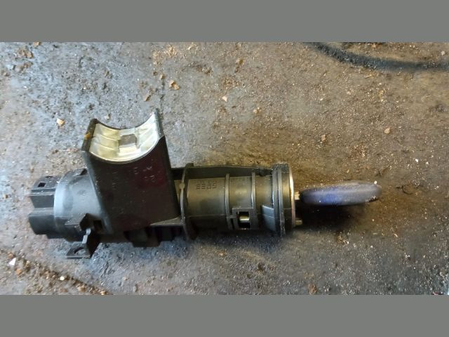 bontott FIAT PUNTO II Gyújtáskapcsoló