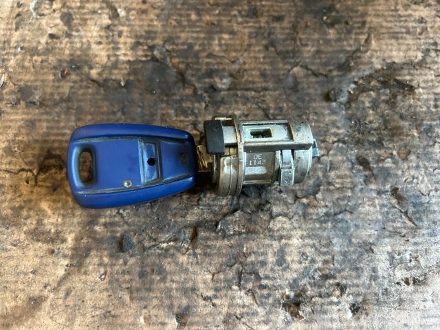 bontott FIAT PUNTO II Gyújtáskapcsoló