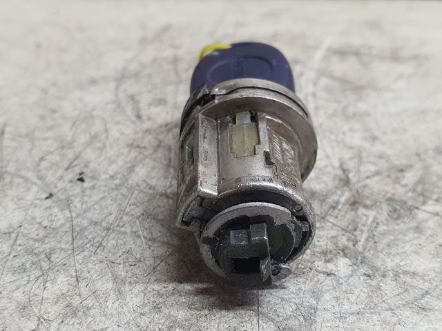 bontott FIAT PUNTO II Gyújtáskapcsoló