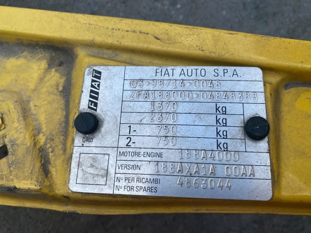 bontott FIAT PUNTO II Homlokfal (Üres lemez)