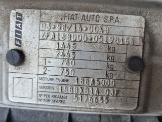 bontott FIAT PUNTO II Motor (Fűzött blokk hengerfejjel)