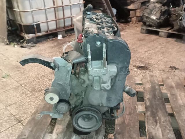 bontott FIAT PUNTO II Motor (Fűzött blokk hengerfejjel)