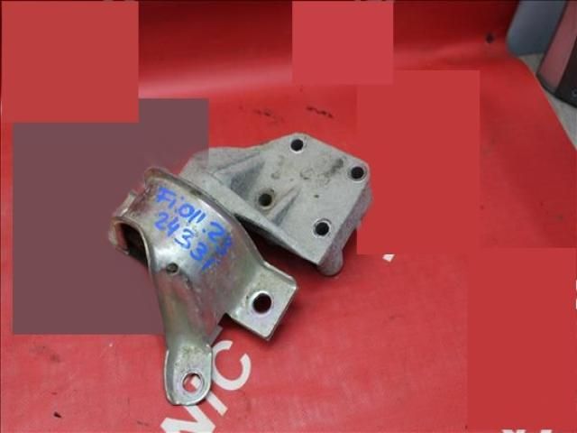 bontott FIAT PUNTO II Motor Tartó Bak (Fém)