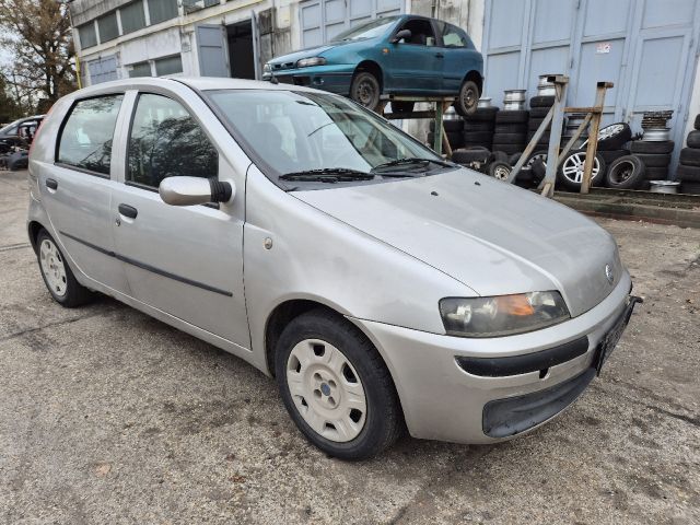 bontott FIAT PUNTO II Motorvezérlő