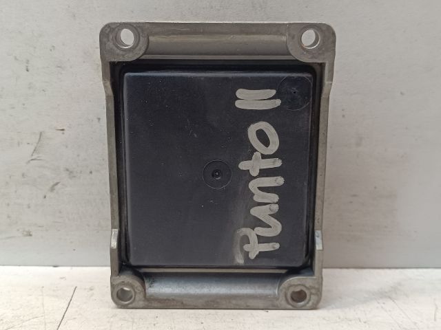 bontott FIAT PUNTO II Motorvezérlő