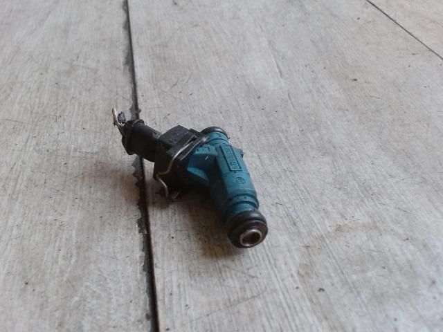 bontott FIAT PUNTO II Porlasztó (1 db)