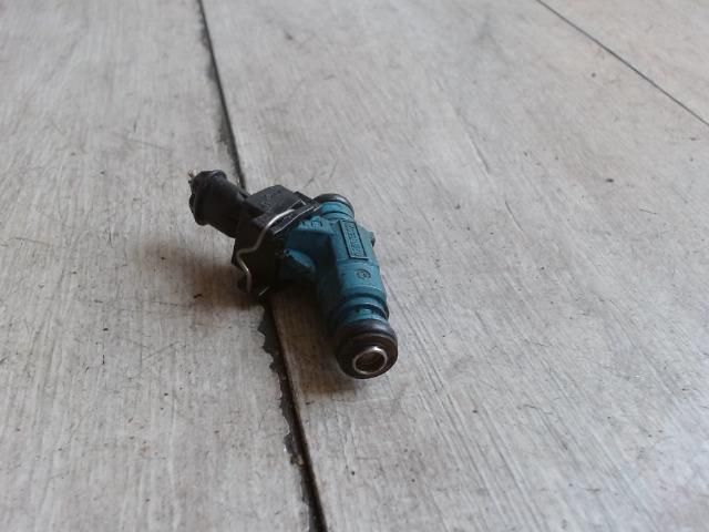 bontott FIAT PUNTO II Porlasztó (1 db)