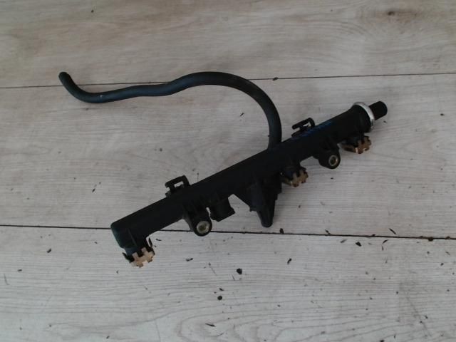 bontott FIAT PUNTO II Porlasztó (1 db)